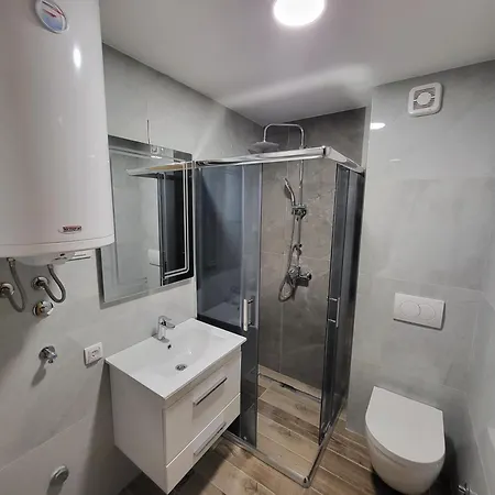 Blue Sky Apartment